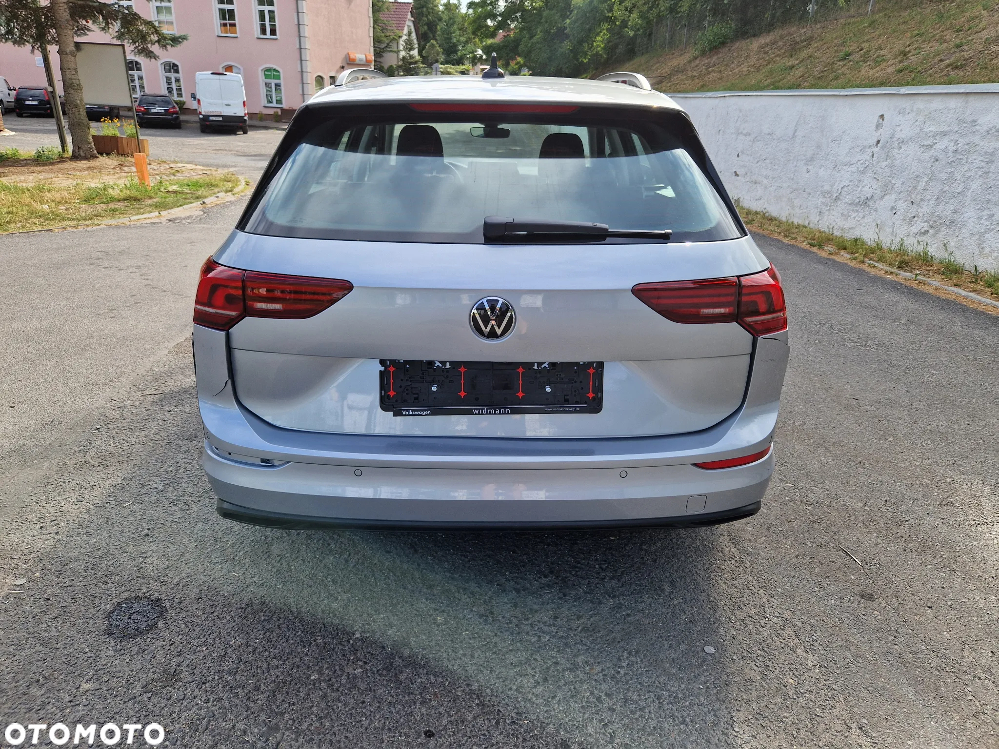 Volkswagen Golf 2.0 TDI SCR - 14