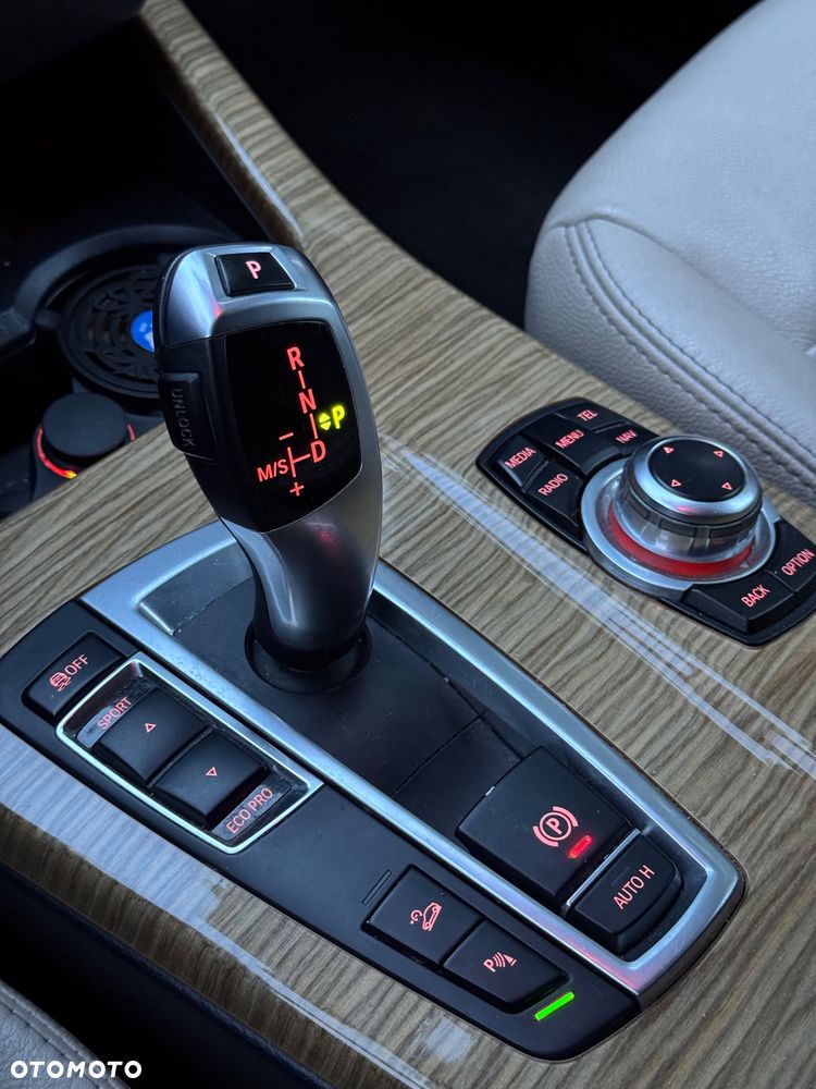 BMW X3 xDrive28i - 11