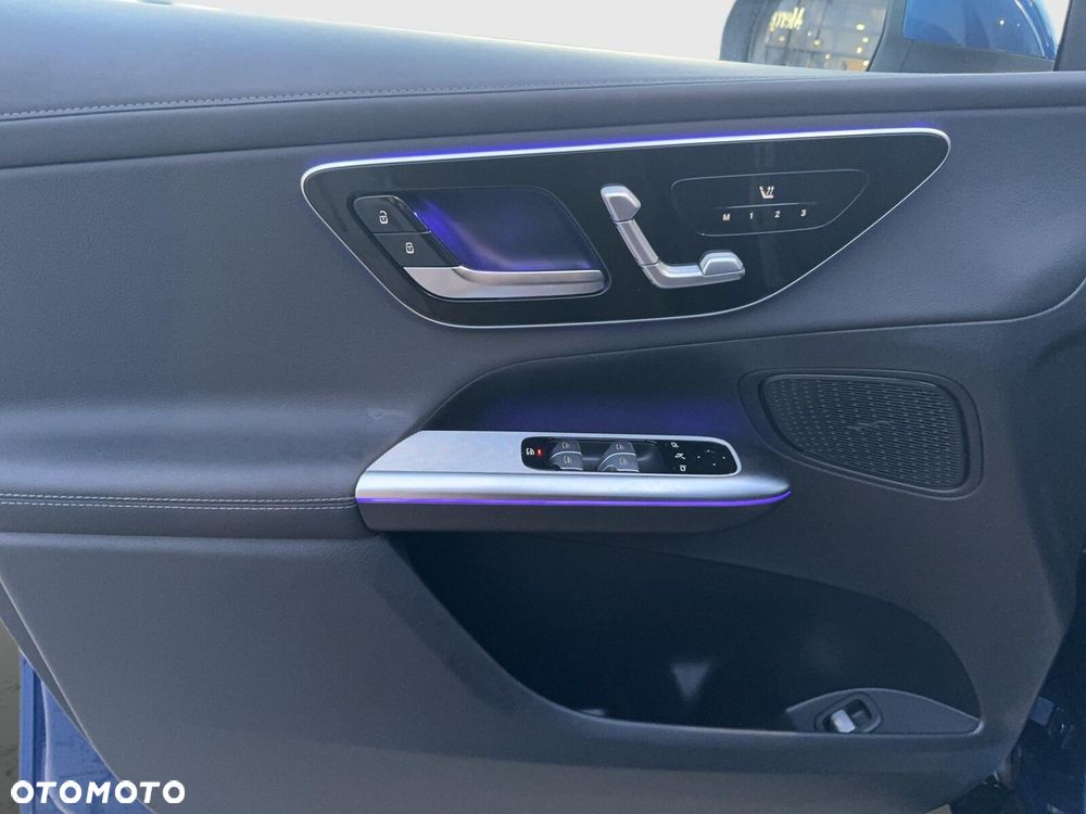 Mercedes-Benz GLC - 13