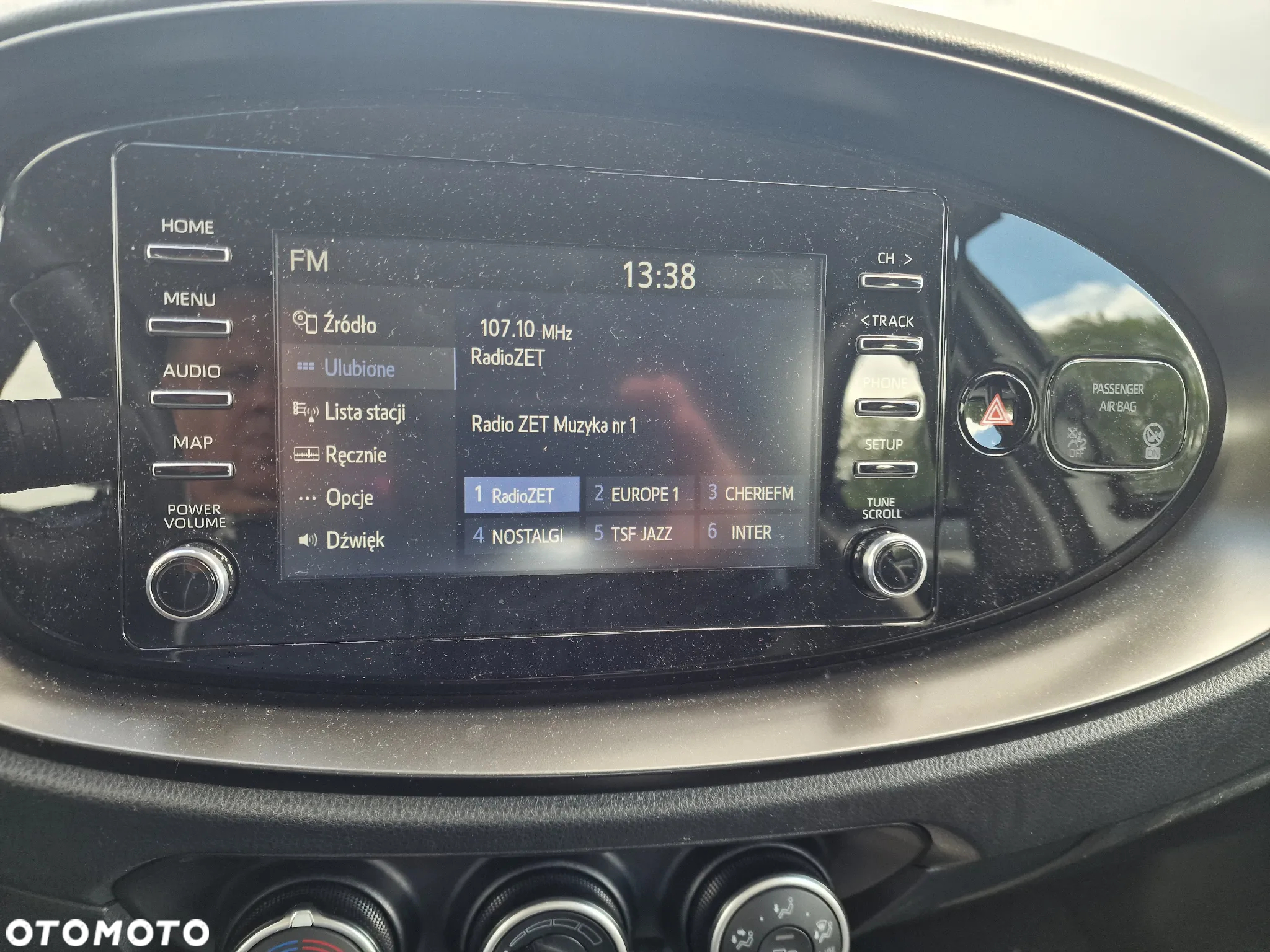 Toyota Aygo X 1.0 VVT-i Black Edition X-shift - 17
