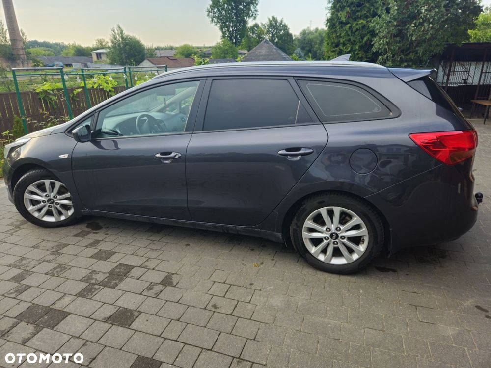Kia Ceed 1.6 GDI Smart Plus - 6