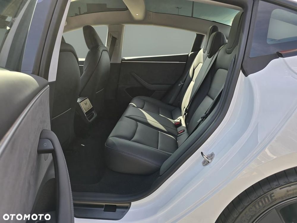 Tesla Model 3 Long Range AWD Premium - 10