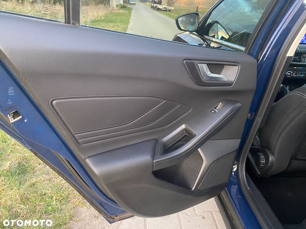 Ford Focus 2.0 EcoBlue Titanium X - 24