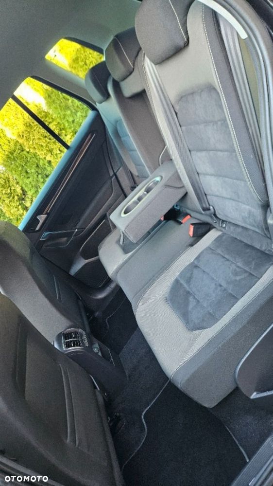 Volkswagen Golf Sportsvan - 17