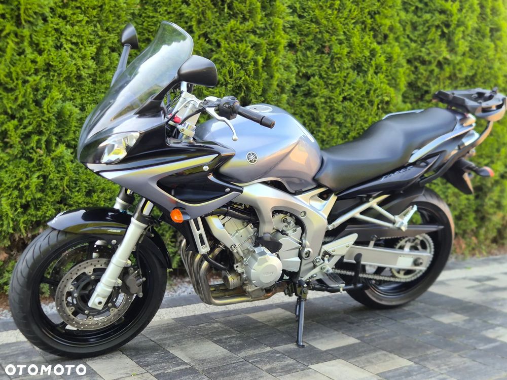 Yamaha FZ6 - 4
