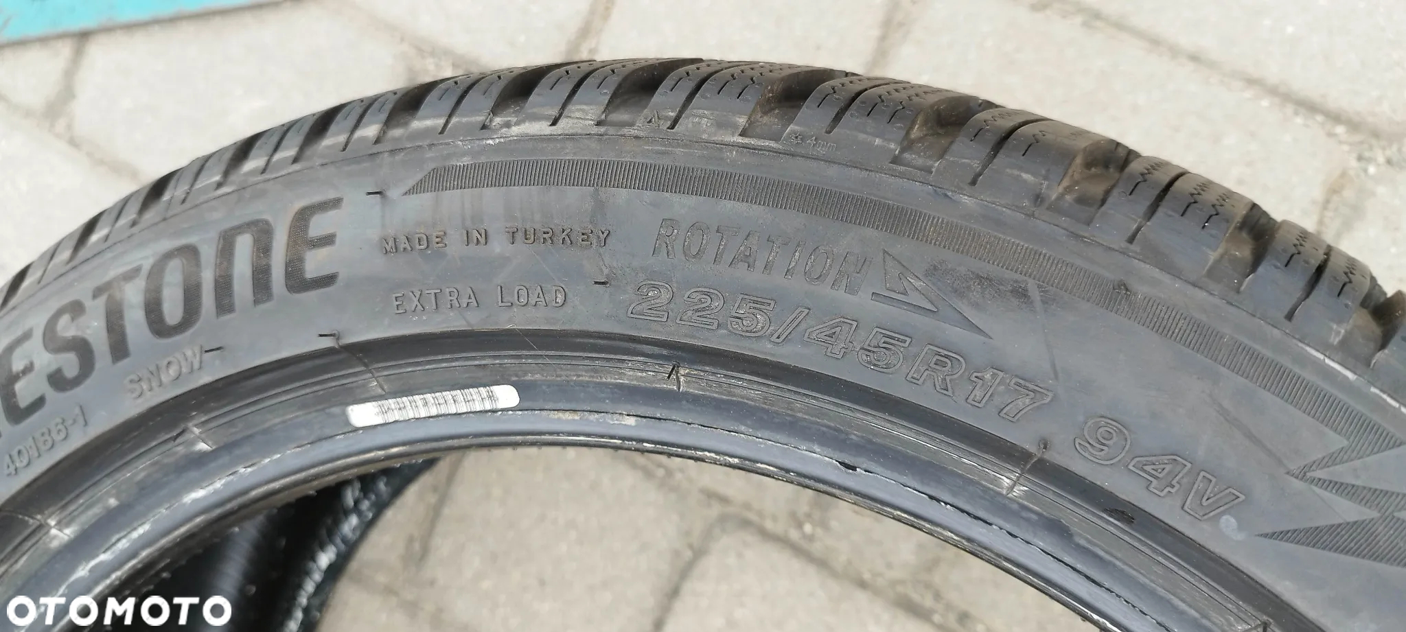 225/45/17 bridgestone blizzak lm005 - 3
