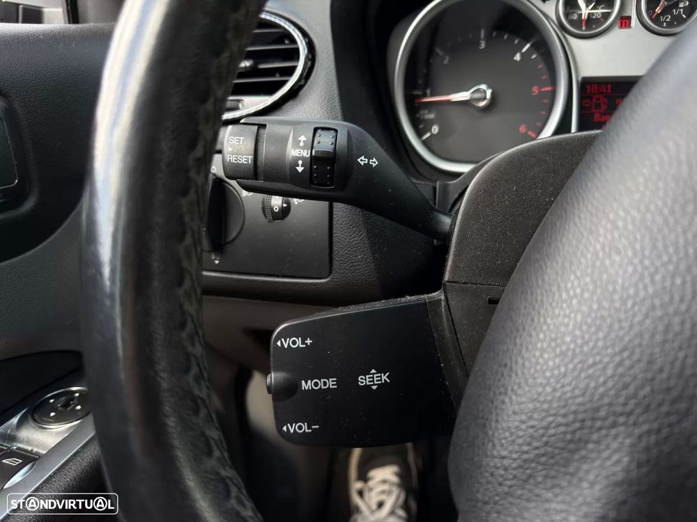 Ford Focus 1.6 TDCi ECOnetic - 11