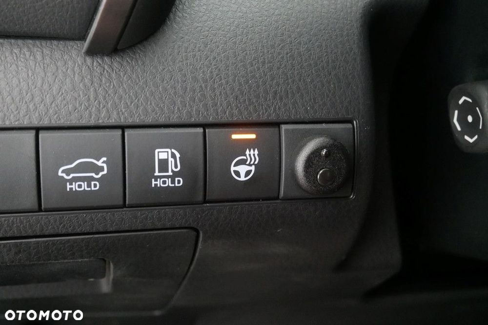 Toyota Camry 2.5 Hybrid Executive CVT - 26