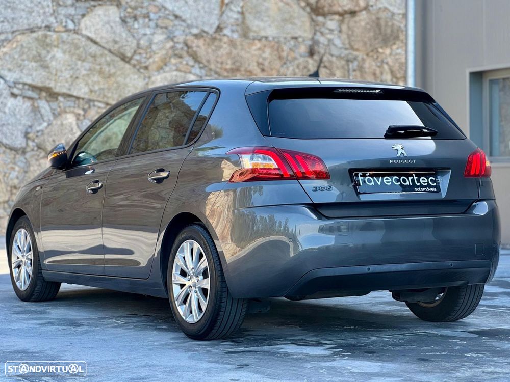 Peugeot 308 1.2 PureTech Style - 18