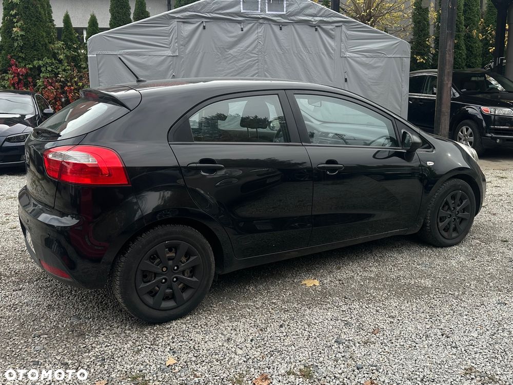 Kia Rio 2013 photo 4