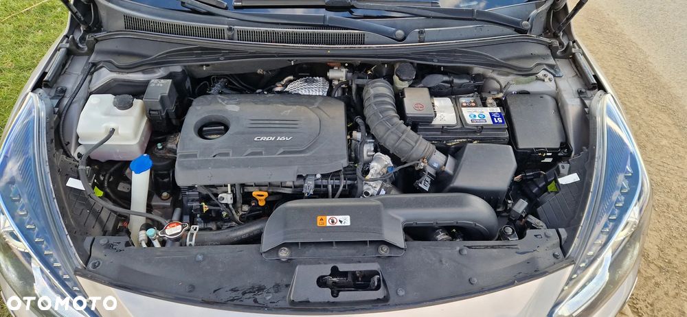 Hyundai i40 Kombi blue 1.7 CRDi DCT Premium - 6