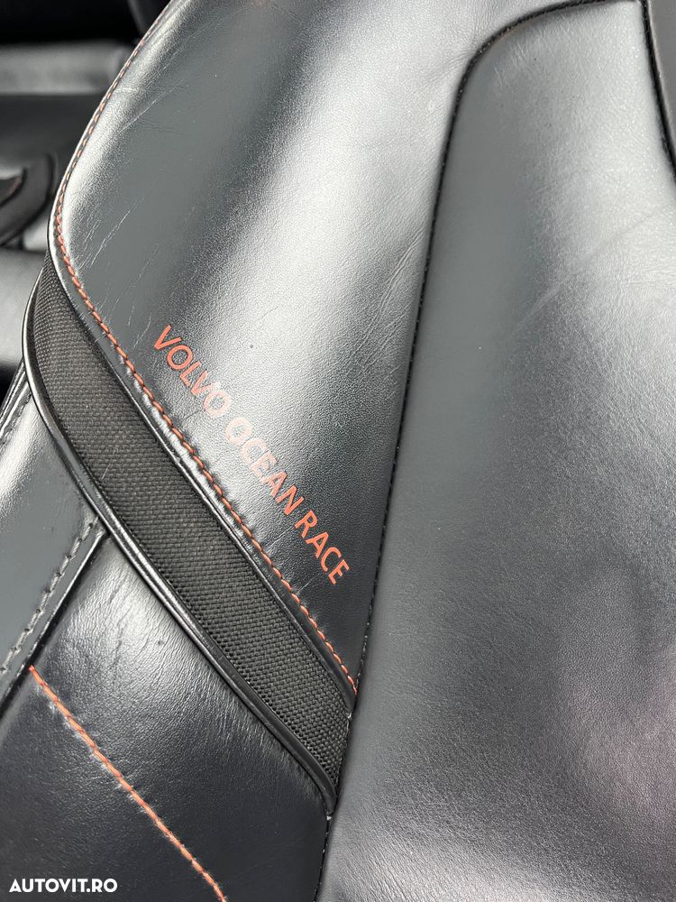 Volvo V40 D4 Ocean Race - 11