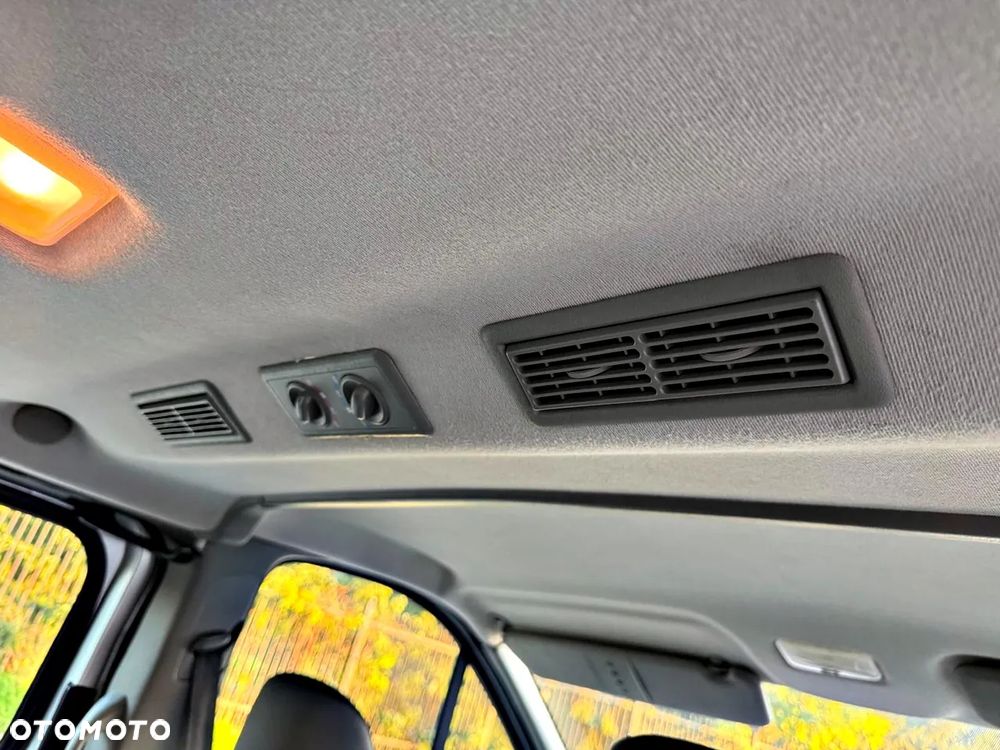 Opel Vivaro - 17