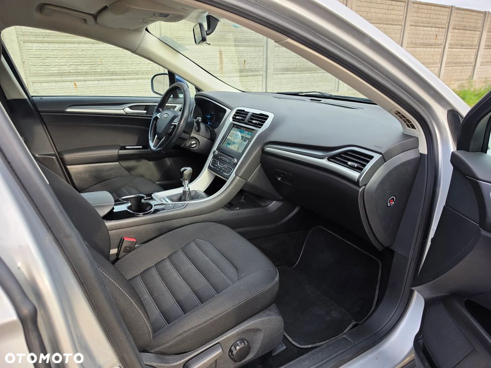 Ford Mondeo - 11