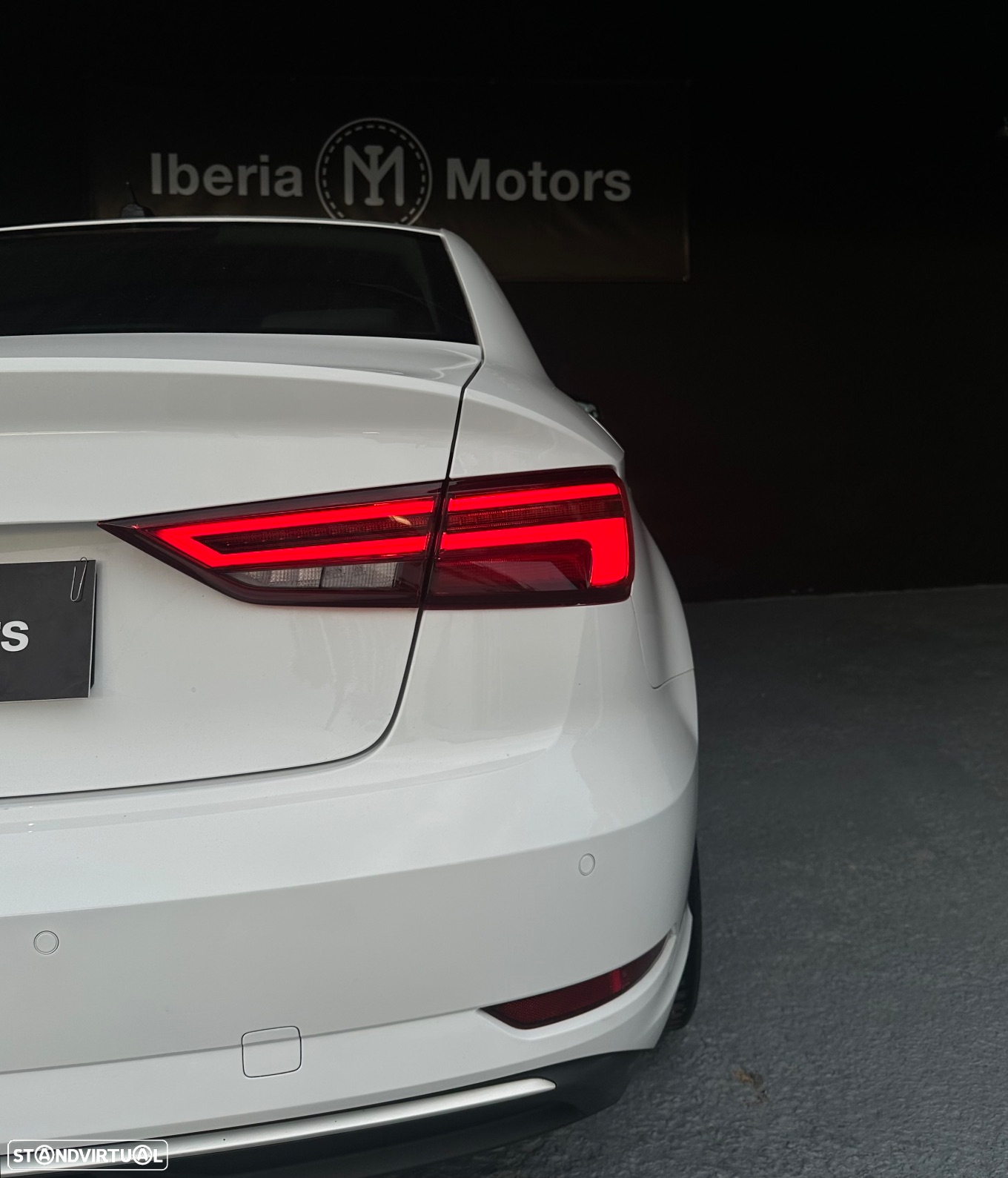 Audi A3 Limousine 30 TFSI Design - 9