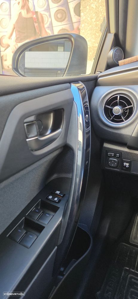 Toyota Auris Touring Sports 1.8 HSD Exclusive+Navi - 15