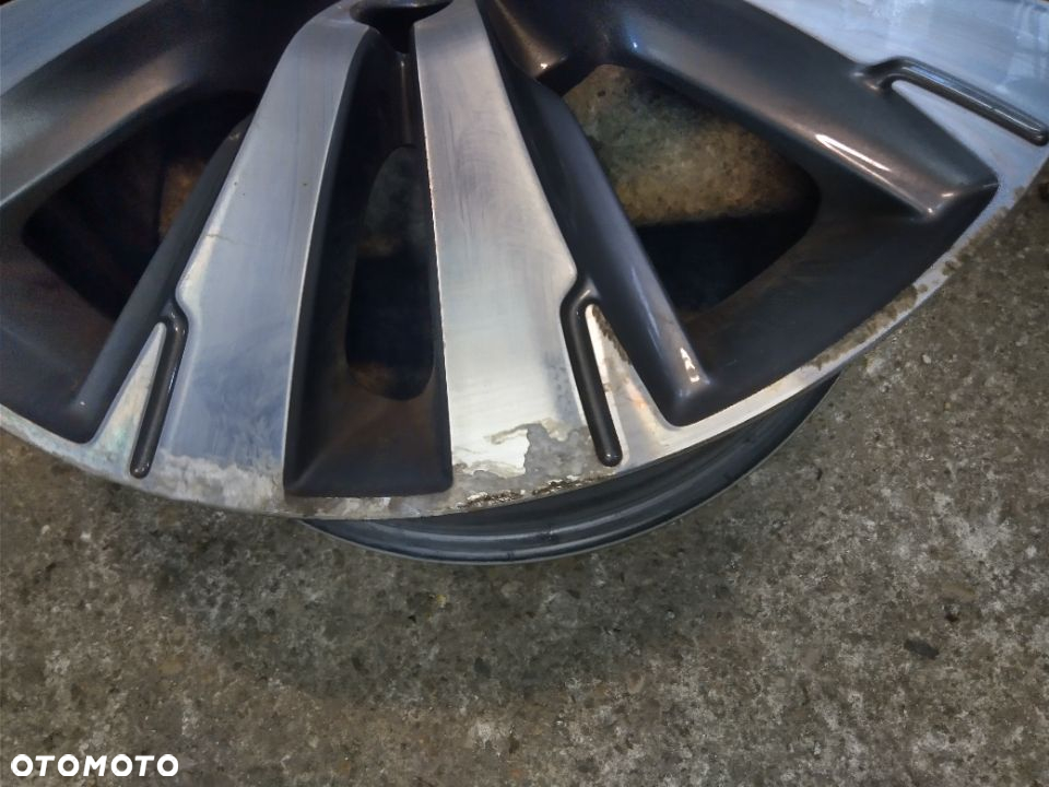 Felgi PEUGEOT  9802462377 7,5Jx17 17"  ET29 - 4