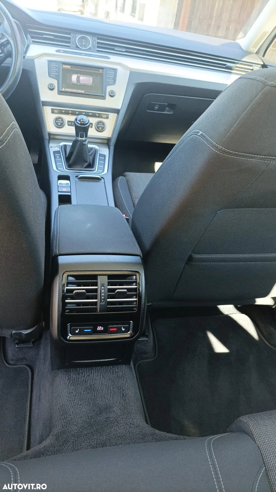 Volkswagen Passat Variant 2.0 TDI (BlueMotion Technology) Comfortline - 7