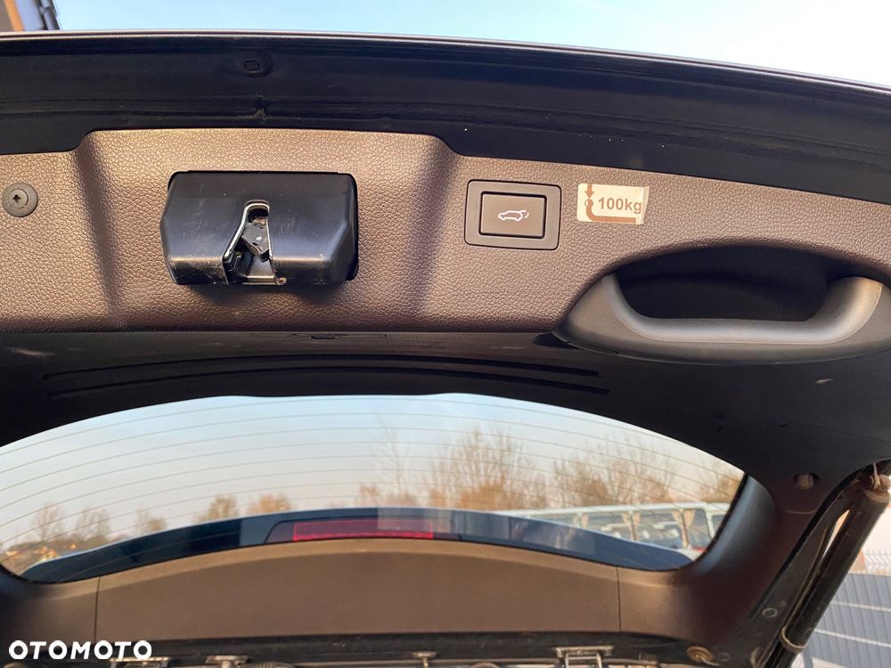 Hyundai Santa Fe 2.2 CRDi Platinium 4WD 7os - 16