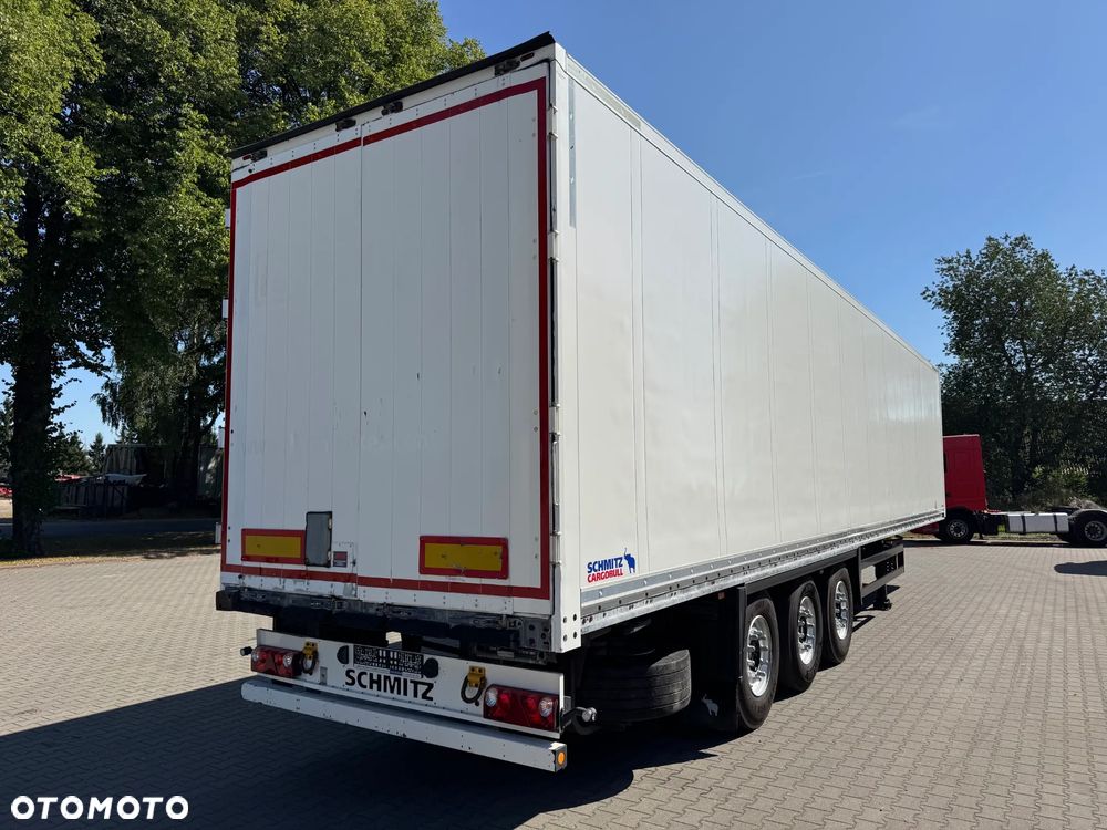 Schmitz Cargobull Izoterma , Doppelstock, oś podnoszona, 332.000 km!! - 10