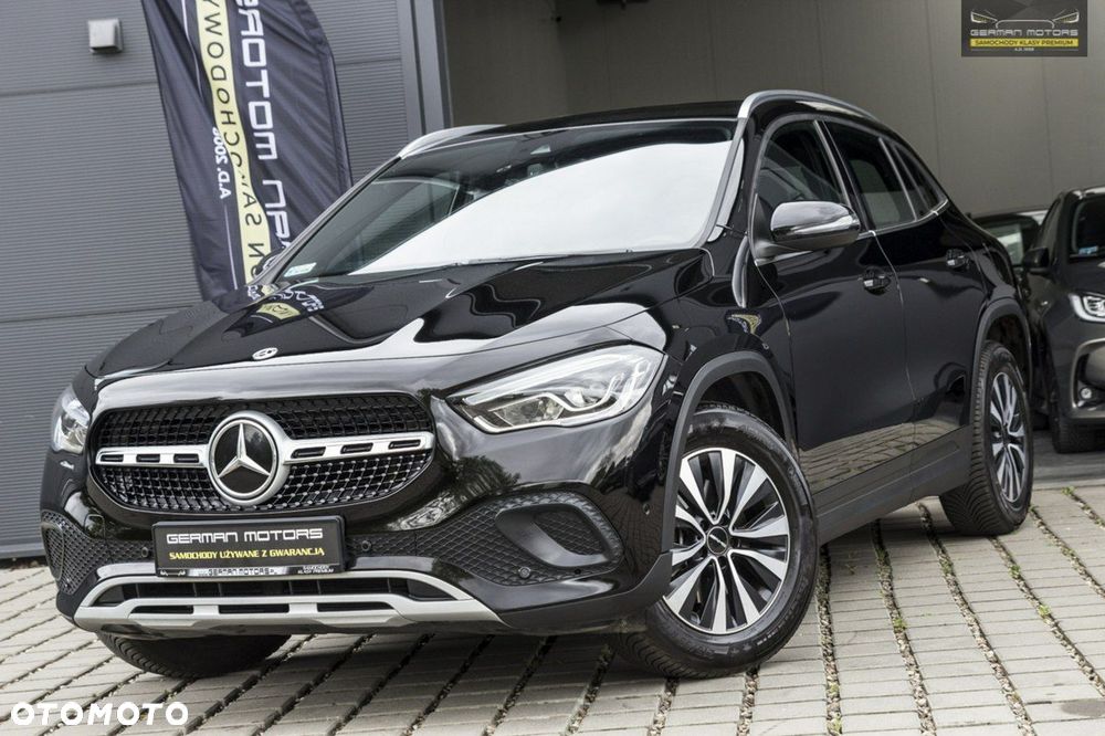 Mercedes-Benz GLA - 4