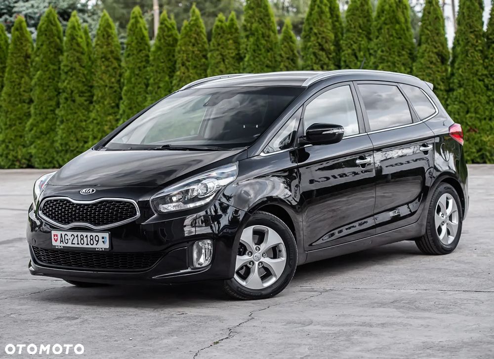 Kia Carens - 6