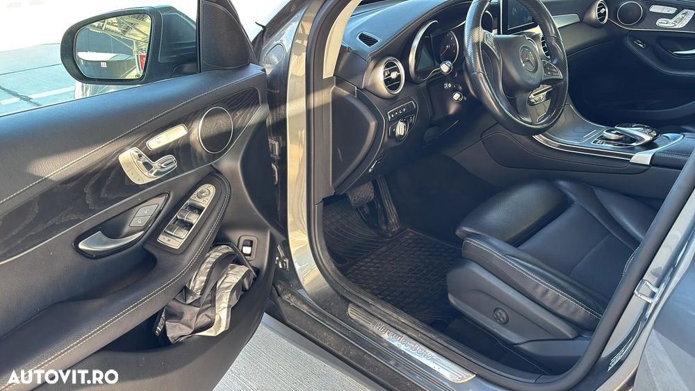 Mercedes-Benz GLC - 4