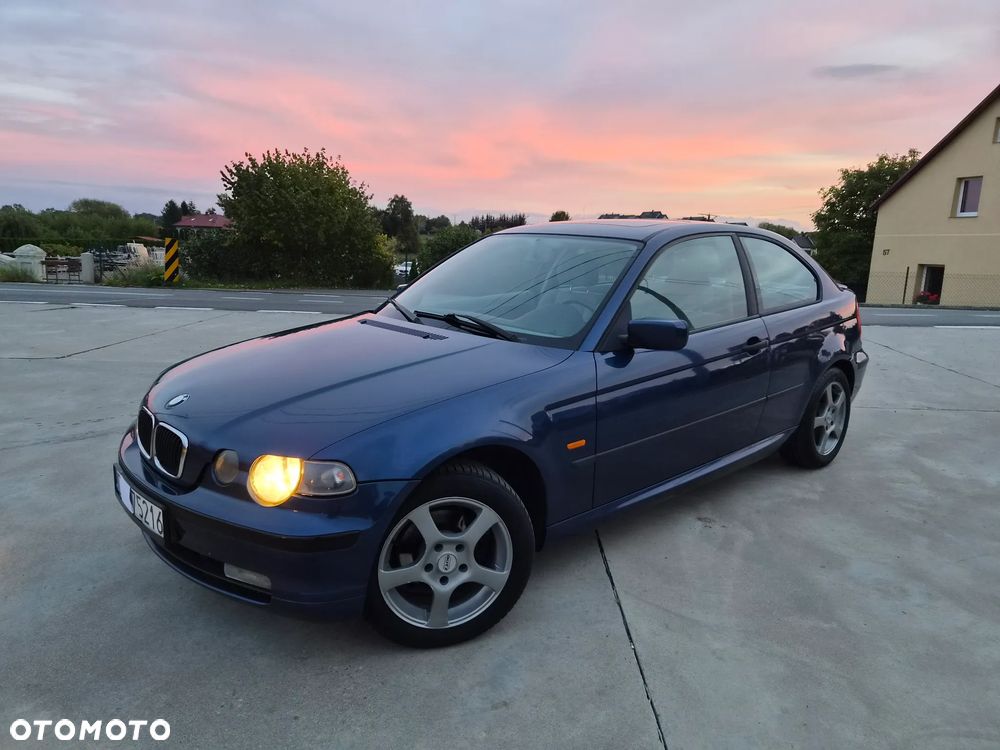 BMW Seria 3 2003 photo 2