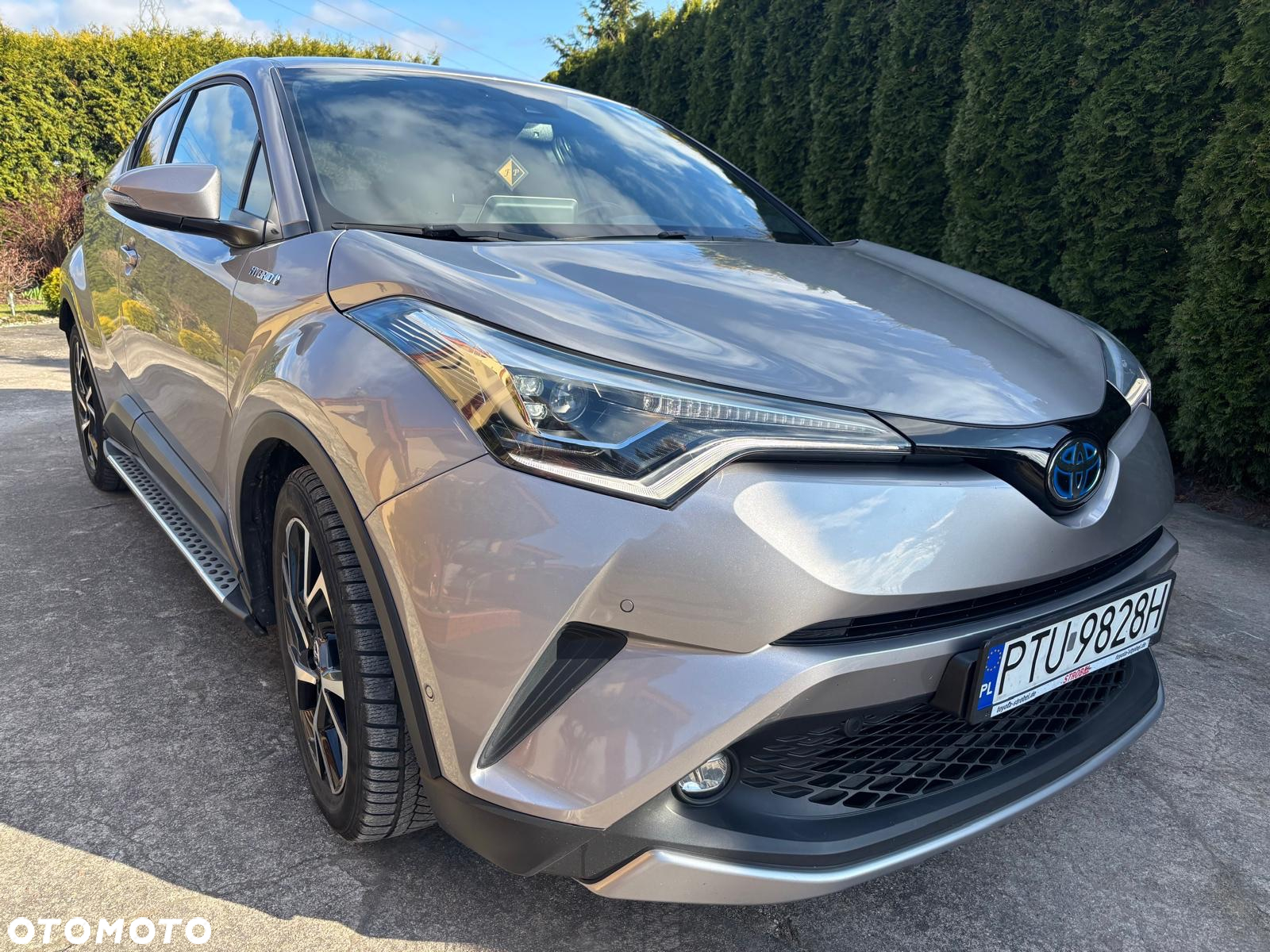 Toyota C-HR 1.8 Hybrid Dynamic - 2