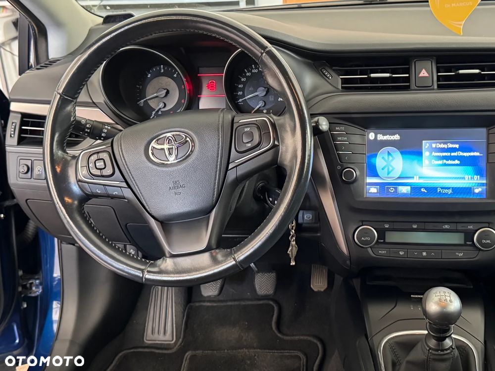 Toyota Avensis 1.6 D-4D Active - 8
