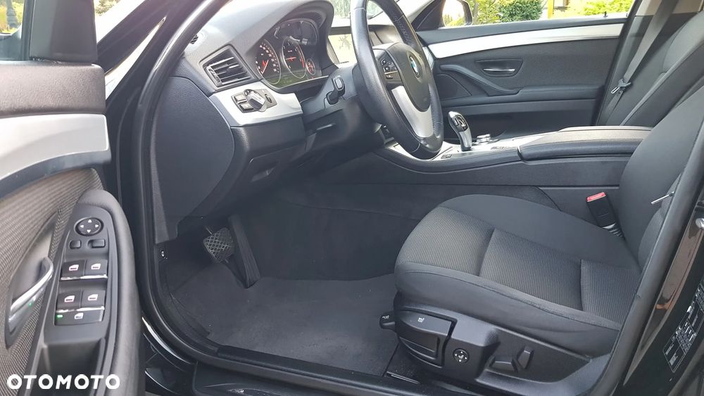 BMW Seria 5 520d Modern Line - 26