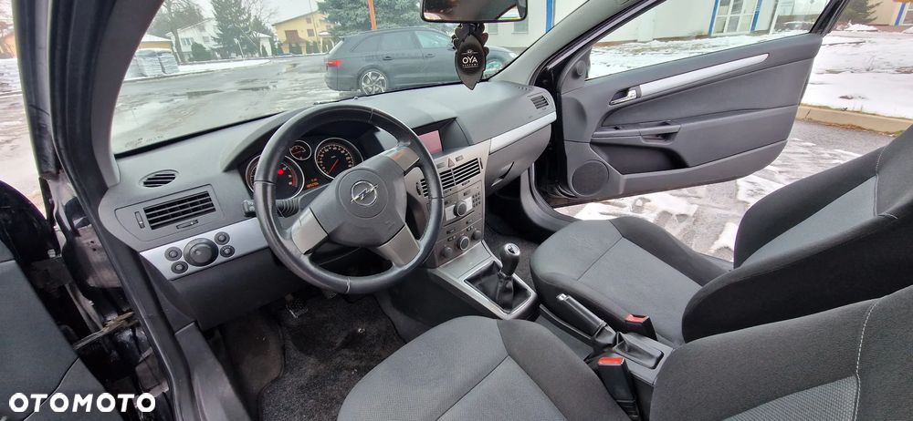 Opel Astra 1.8 Sport - 14