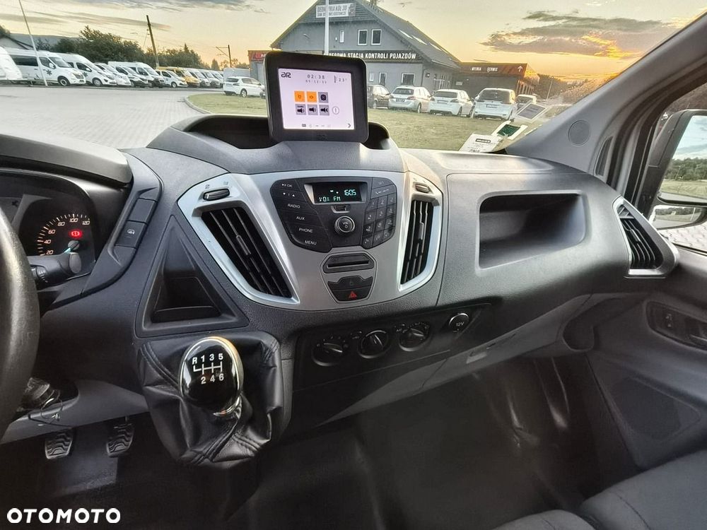 Ford Transit Custom - 11