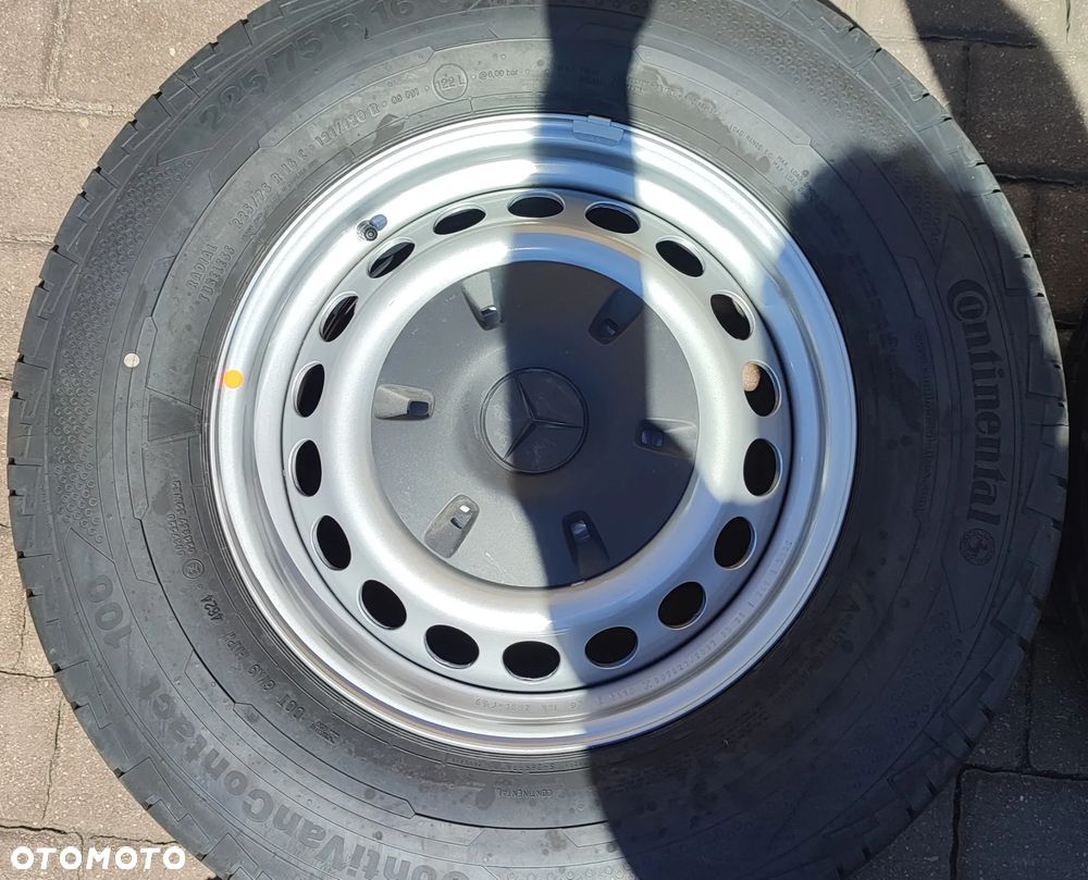 Koła Letnie Oryg. Mercedes Sprinter 907 910 6,5Jx16 Et54 Continental 225/75/16C 2024 rok 4x9,4mm Idealne !!! Demo Starogard Gdański - 5