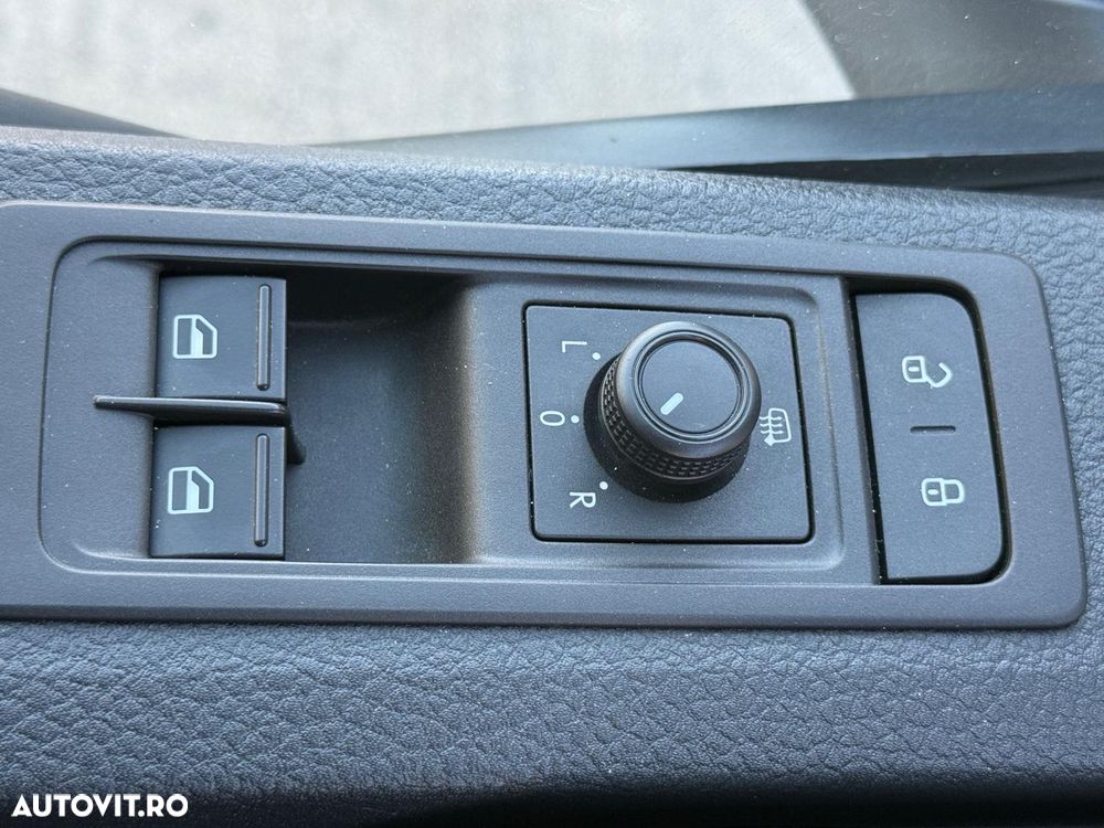 Volkswagen Transporter - 11