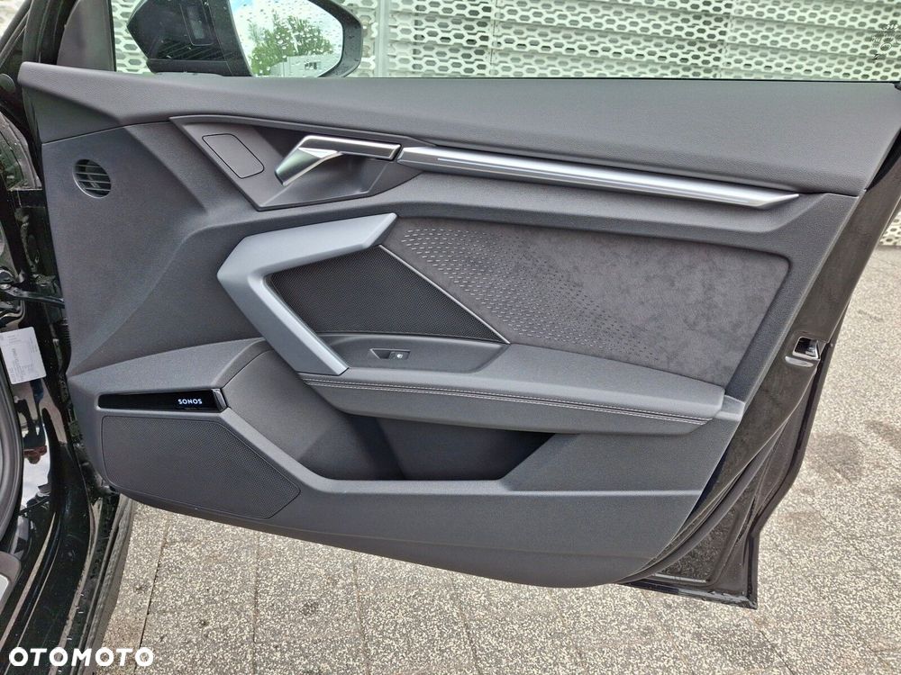 Audi S3 Sportback - 16