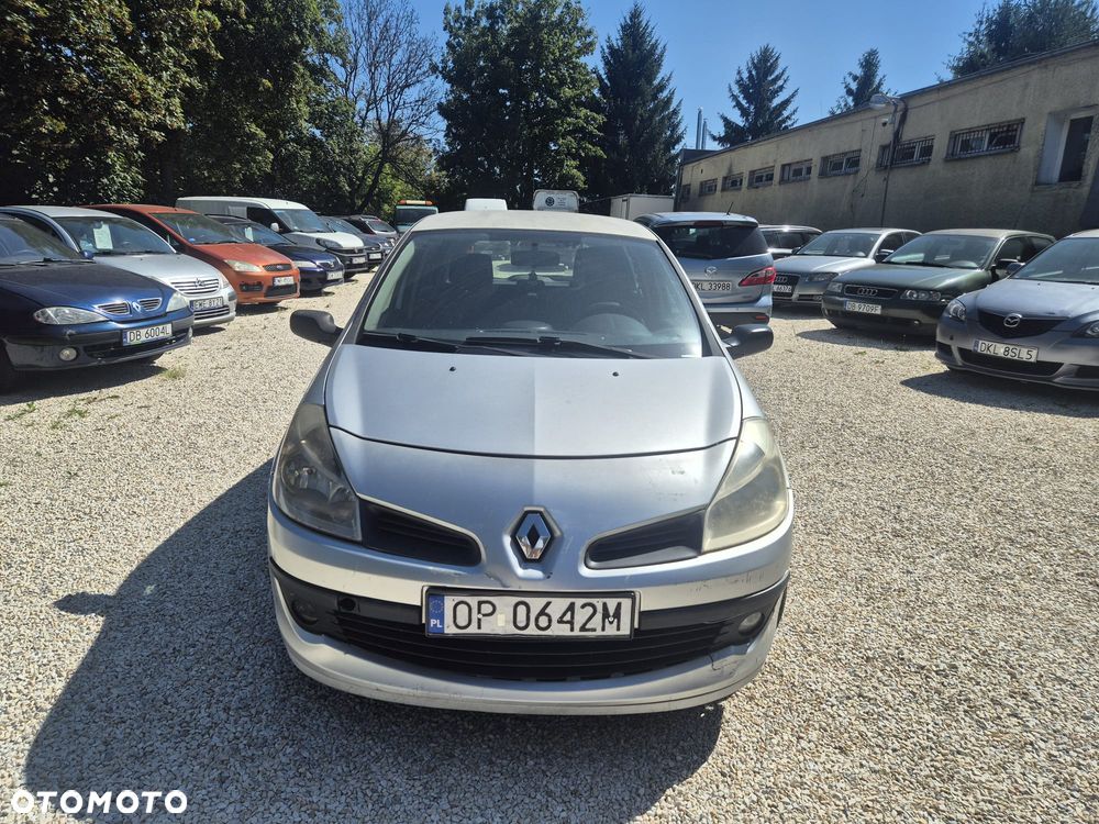 Renault Clio - 5