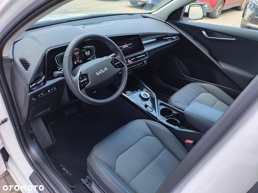 Kia Niro 1.6 GDI Plug-in Hybrid L - 9