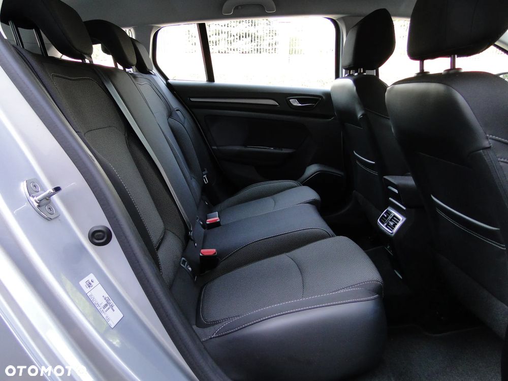 Renault Megane 1.3 TCe FAP Intens - 29