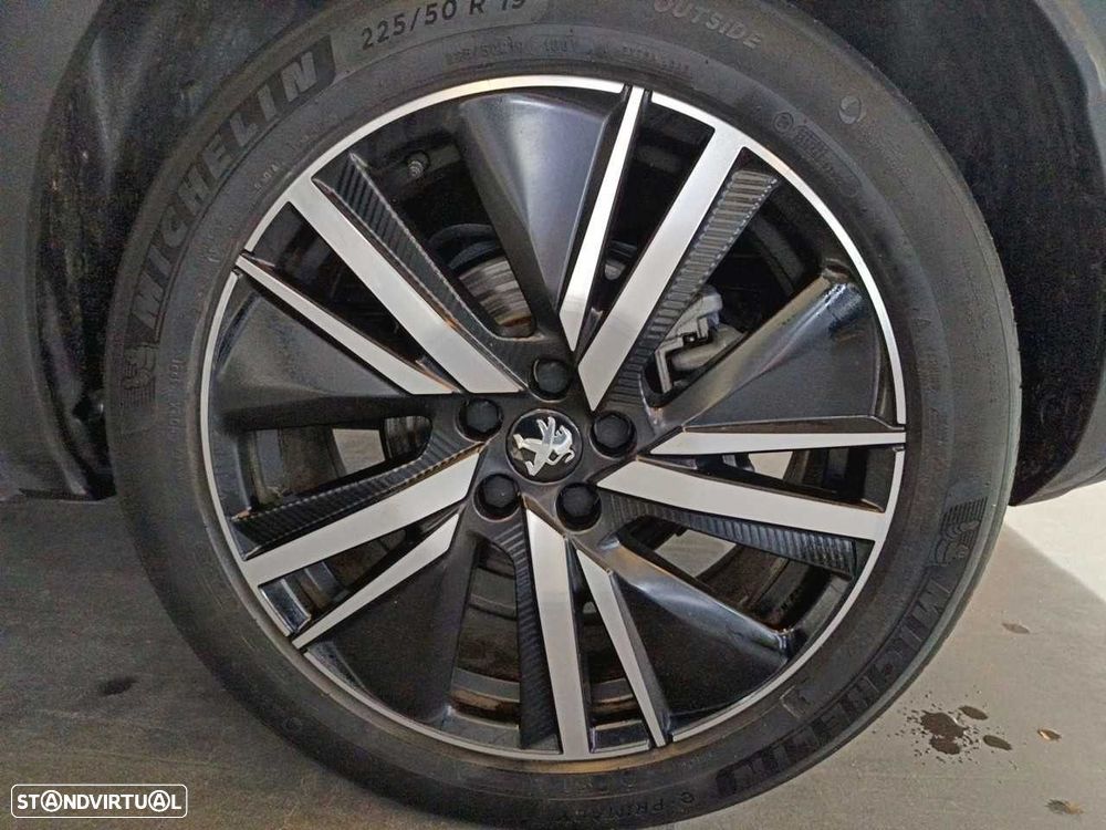 Peugeot 3008 - 8