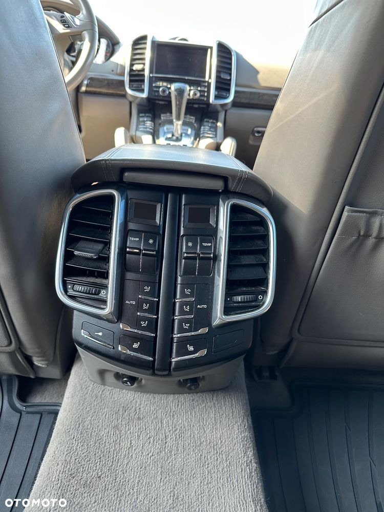 Porsche Cayenne Diesel - 15
