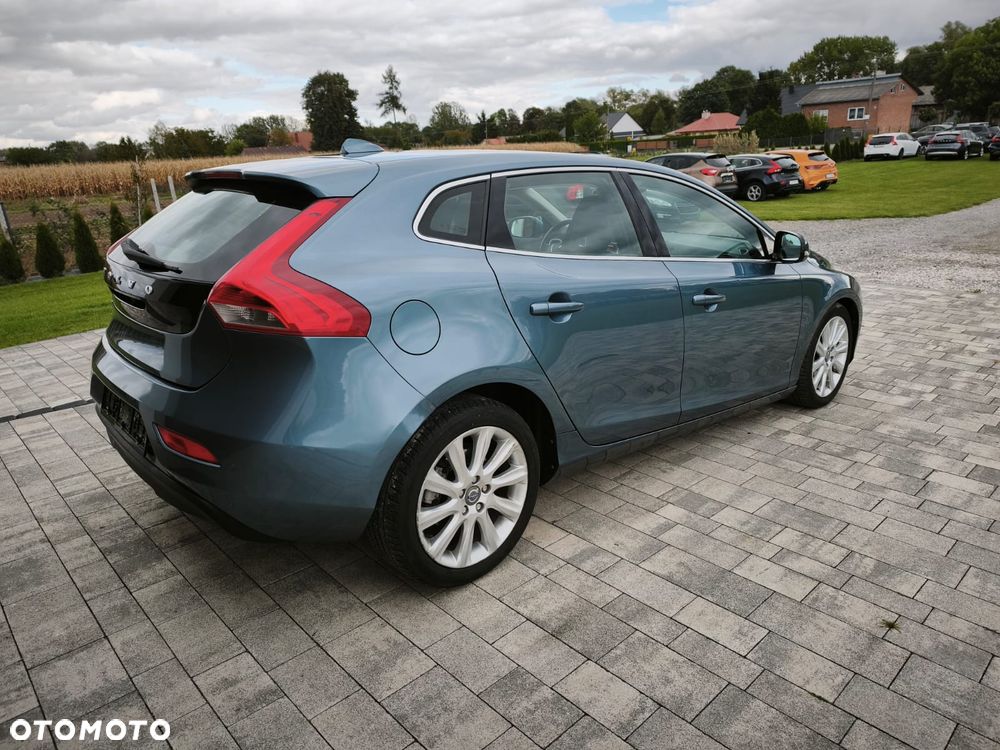 Volvo V40 D2 Momentum - 6