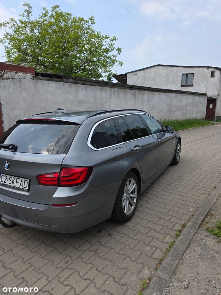 BMW Seria 5 520i - 5