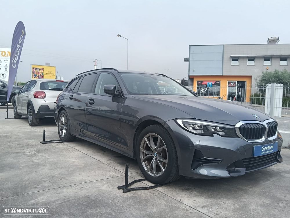 BMW 318 d Touring Auto - 2