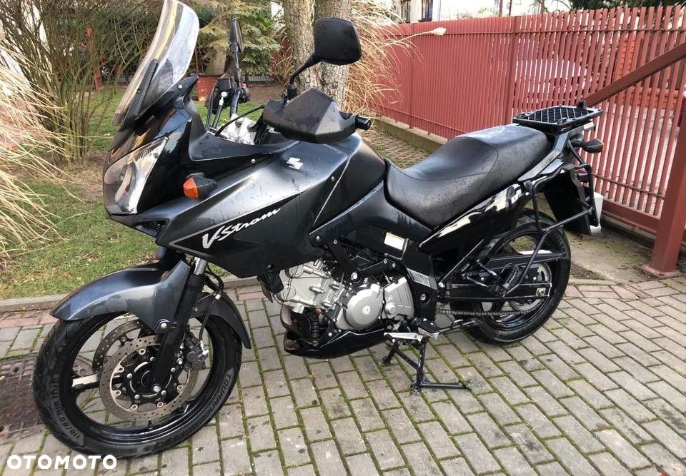 suzuki dl 650 v-strom 650 owiewka osłona boczek zbiornik silnik zawieszenie set podnóżek siedzenie chłodnica regulator moduł przełącznik przekaźnik licznik wiązka stelaż podnóżek reflektor czasza - 1