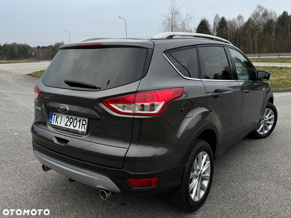 Ford Kuga 2.0 TDCi 4x4 Titanium - 4