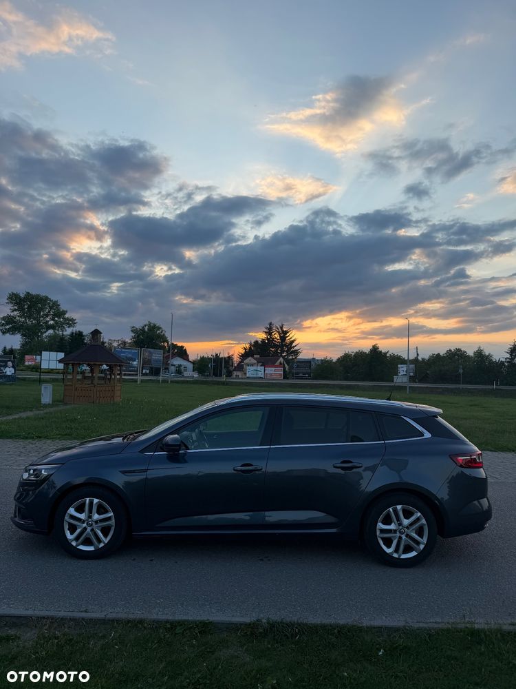 Renault Megane 1.5 dCi Exception EDC - 8