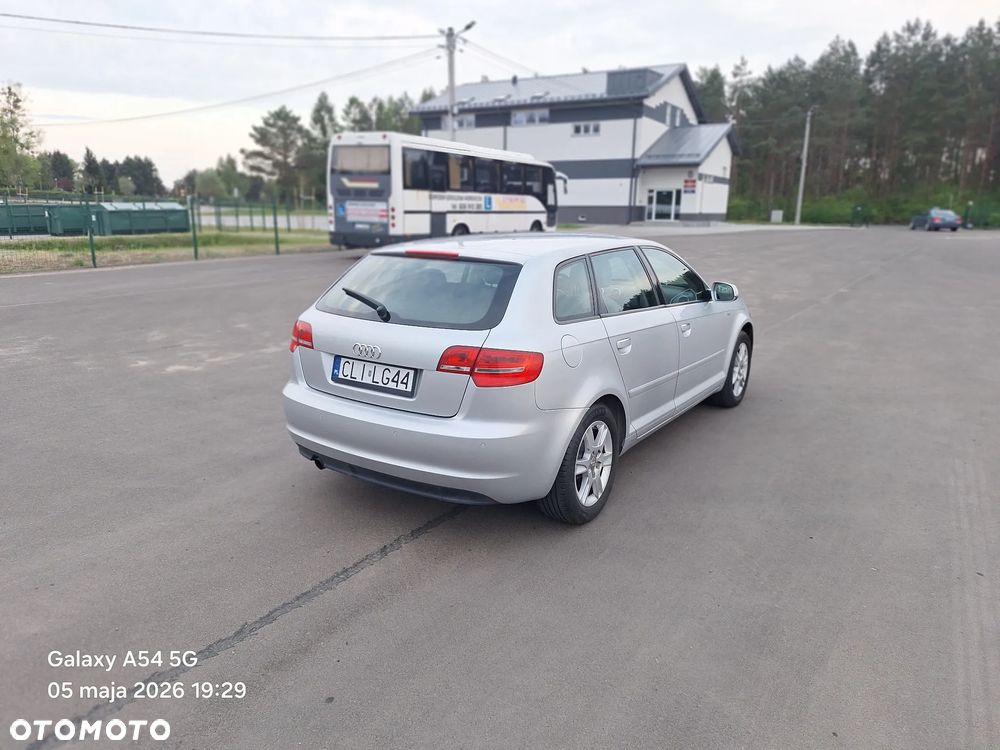 Audi A3 Sportback - 3