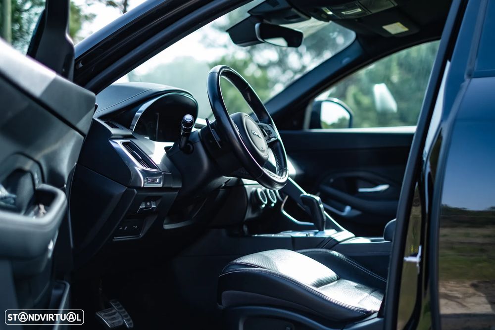 Jaguar E-Pace D150 AWD Aut. R-Dynamic HSE - 12