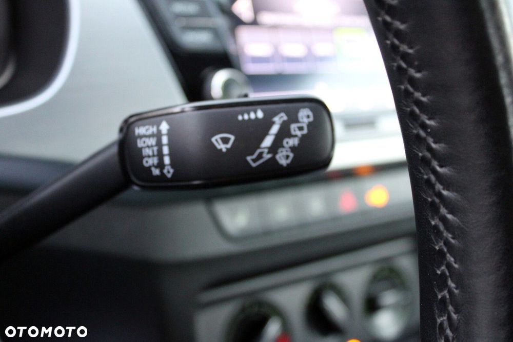 Skoda Fabia 1.0 TSI Ambition - 25